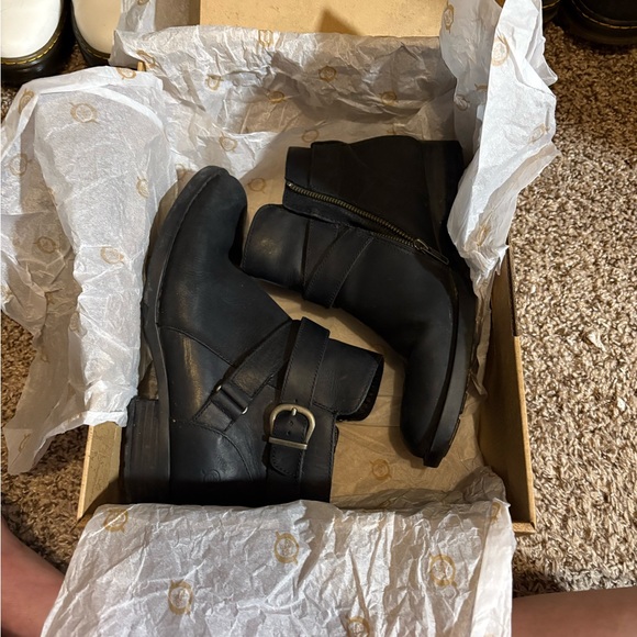 BORN Womens Chaval Leather Closed Toe Ankle Fashion Boots, Black, Size 10.0 - Picture 10 of 10